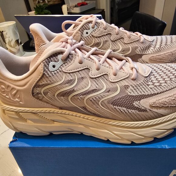 Hoka One One U Clifton LS 1141550 Running Shoes MENS COSMIC PEARL SIZE 10 NEW - Picture 1 of 16